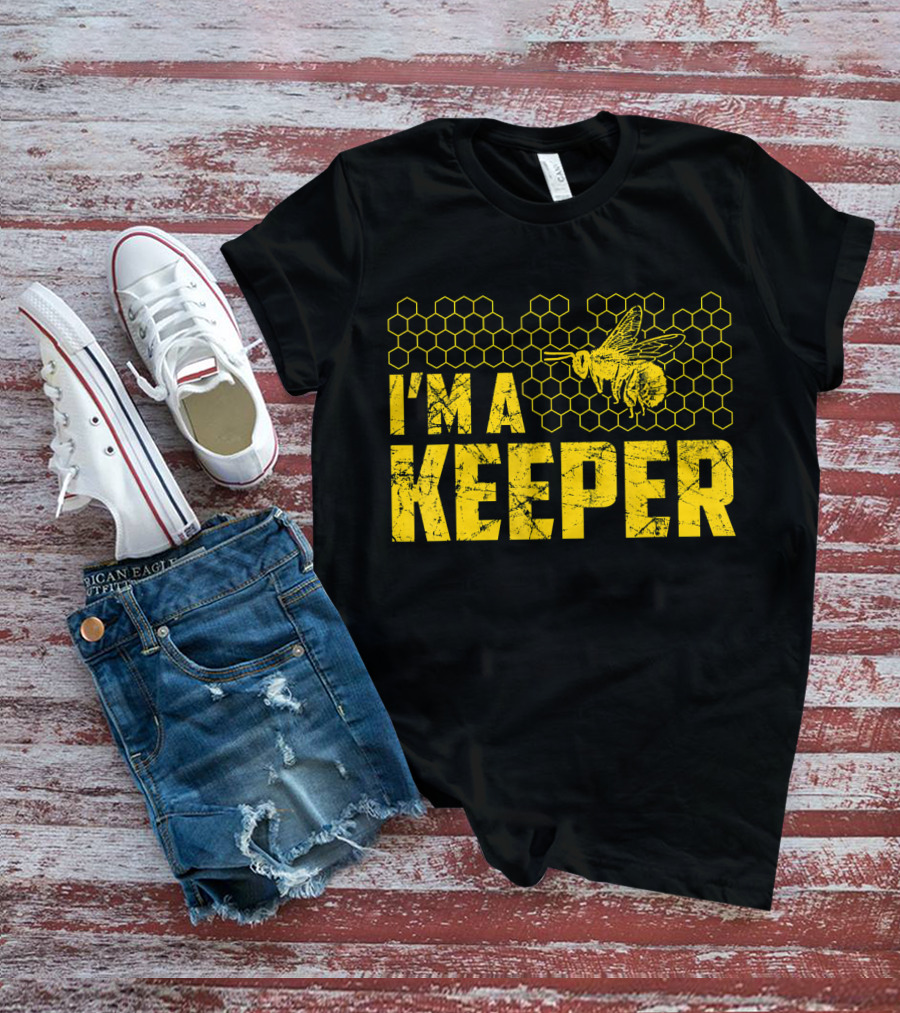 I'm A Keeper Beekeeping Honeycomb Bee T-Shirt