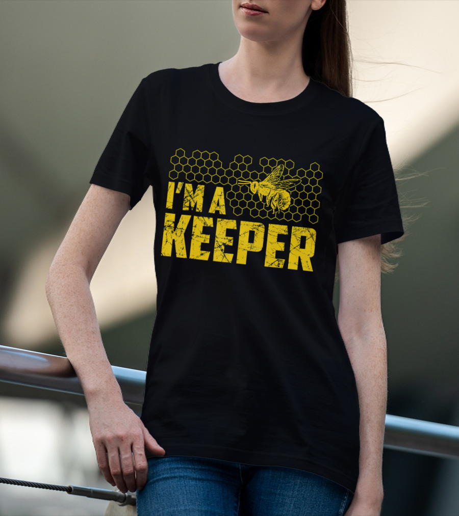 I'm A Keeper Beekeeping Honeycomb Bee T-Shirt