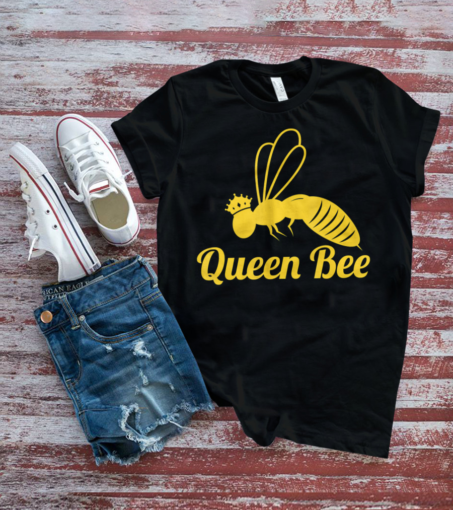 Queen Bee Funny Beekeeper Beekeeping T-Shirt