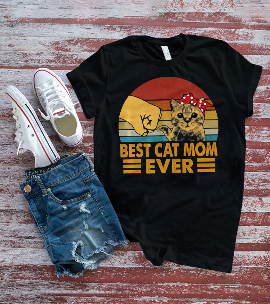 Best Cat Mom Ever Vintage Be Fist Bump Cat With Bow Retro Stripes T-Shirt