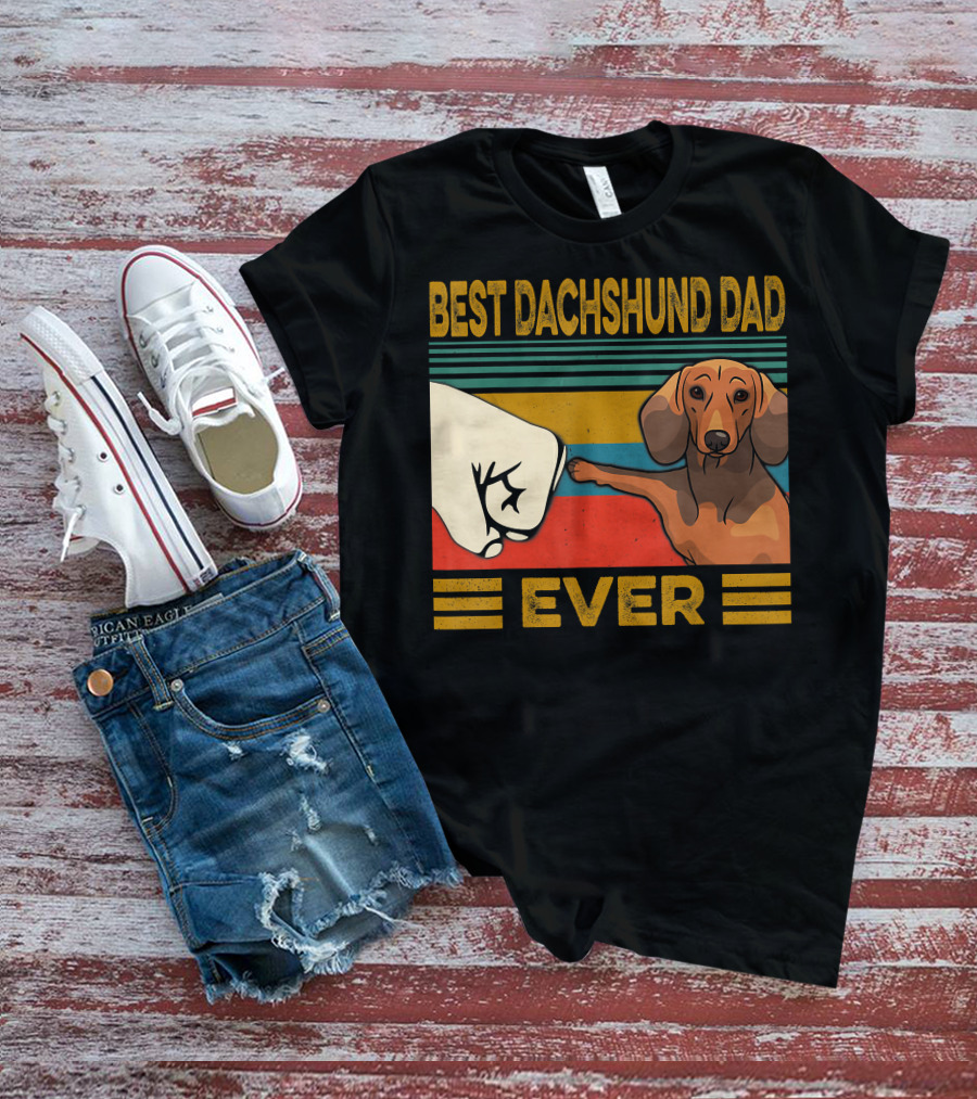 Best Dachshund Dad Ever Fist Bump Retro Stripes T-Shirt