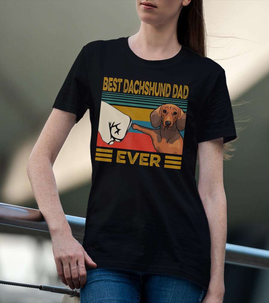 Best Dachshund Dad Ever Fist Bump Retro Stripes T-Shirt