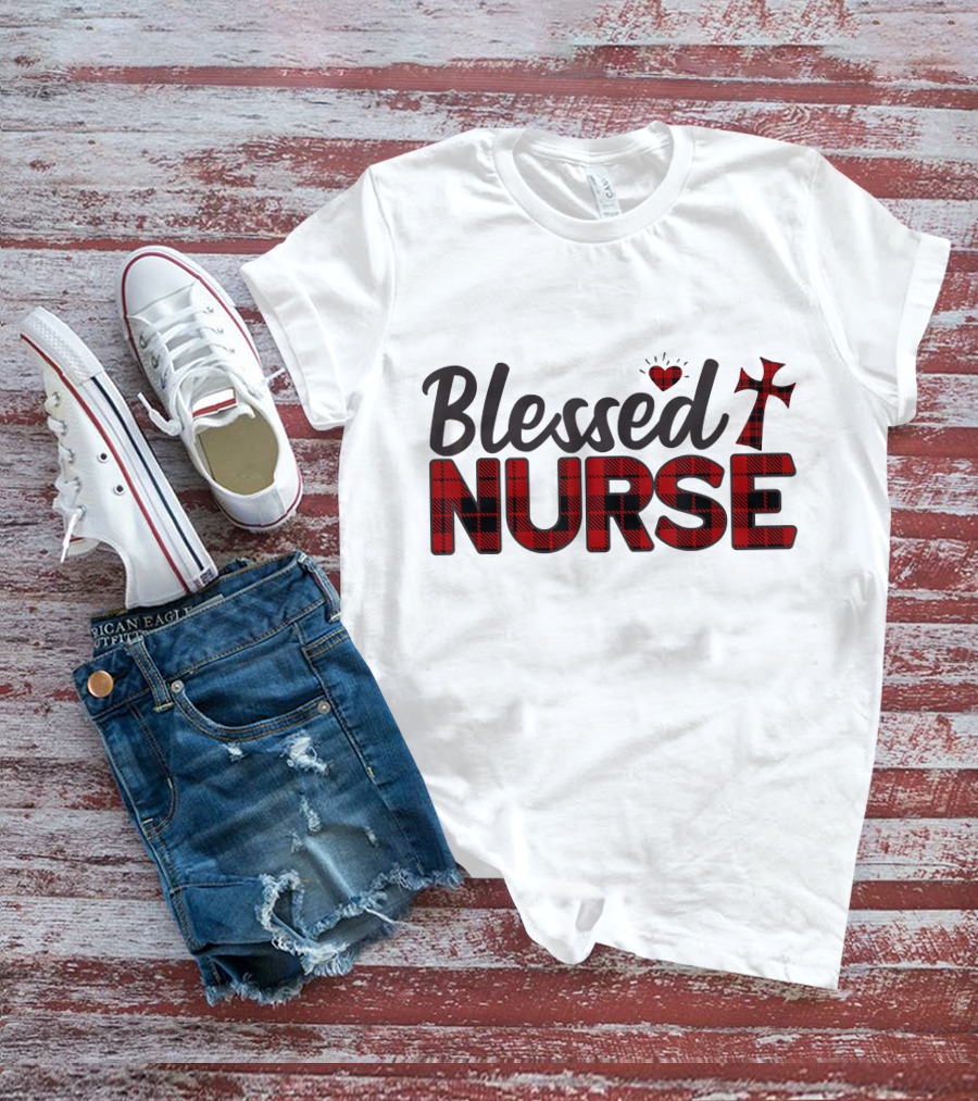 Blessed Nurse Plaid Heart Cross Christian T-Shirt