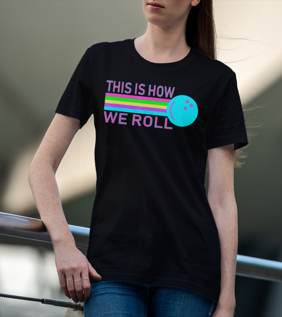 This Is How We Roll Vintage Classic Bowling Retro Bowling Ball Stripes T-Shirt