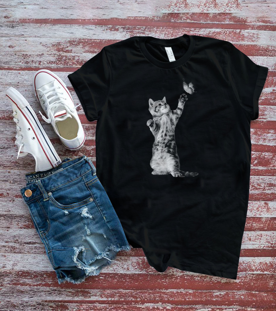 This Kitty Play Butterflies T-Shirt