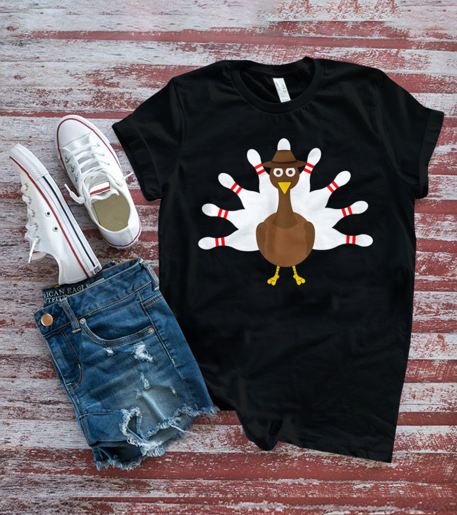 Turkey Bowling Bowler With Hat And Pin Feathers T-Shirt