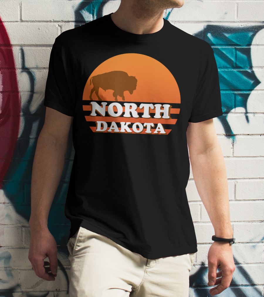 Vintage Sunset North Dakota 70s 80s Retro Buffalo T-Shirt