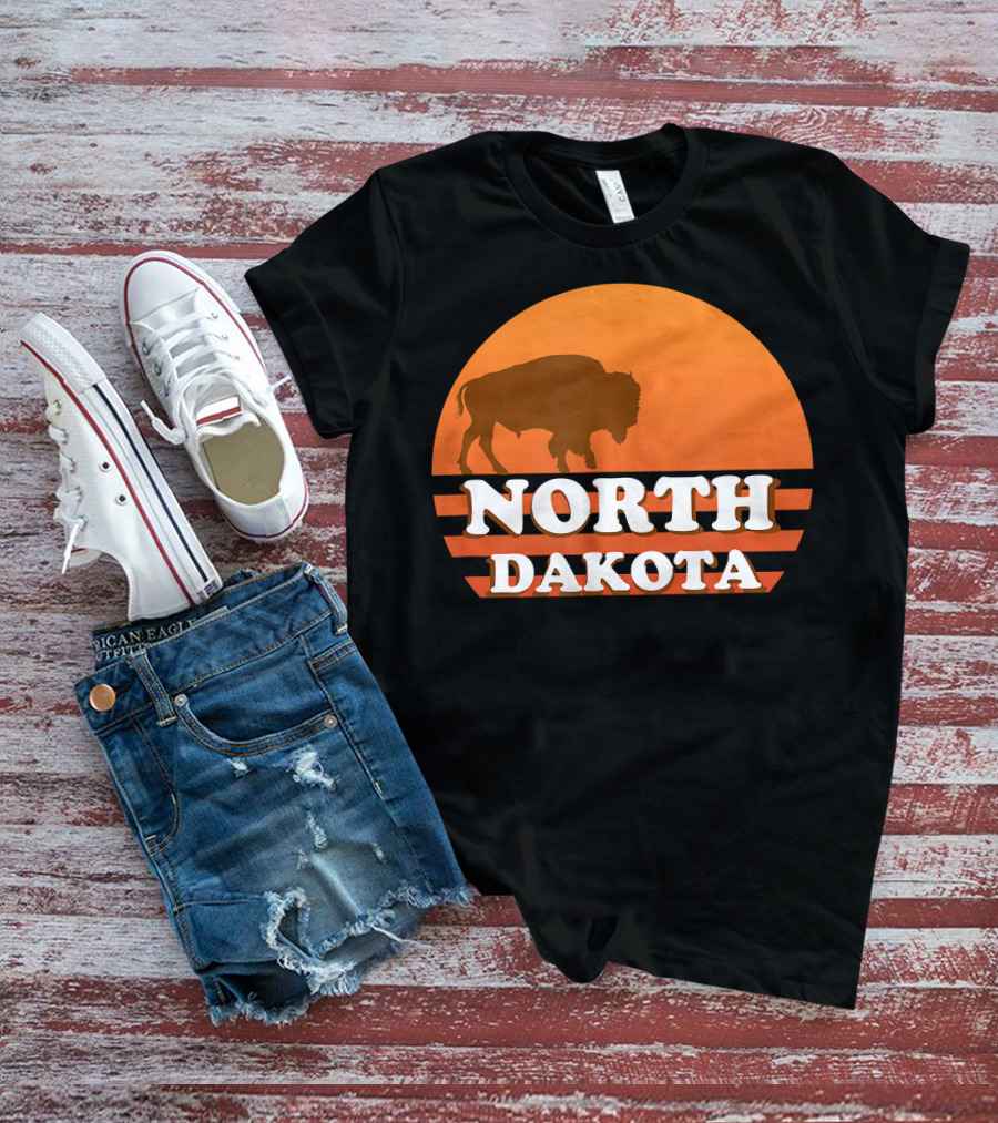 North Dakota Vintage 70s 80s Sunset Buffalo T-Shirt