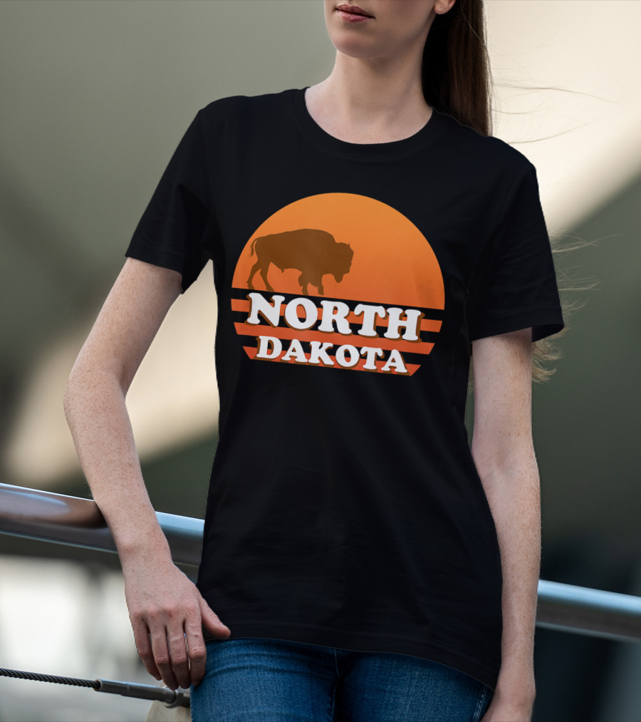 North Dakota Vintage 70s 80s Sunset Buffalo T-Shirt