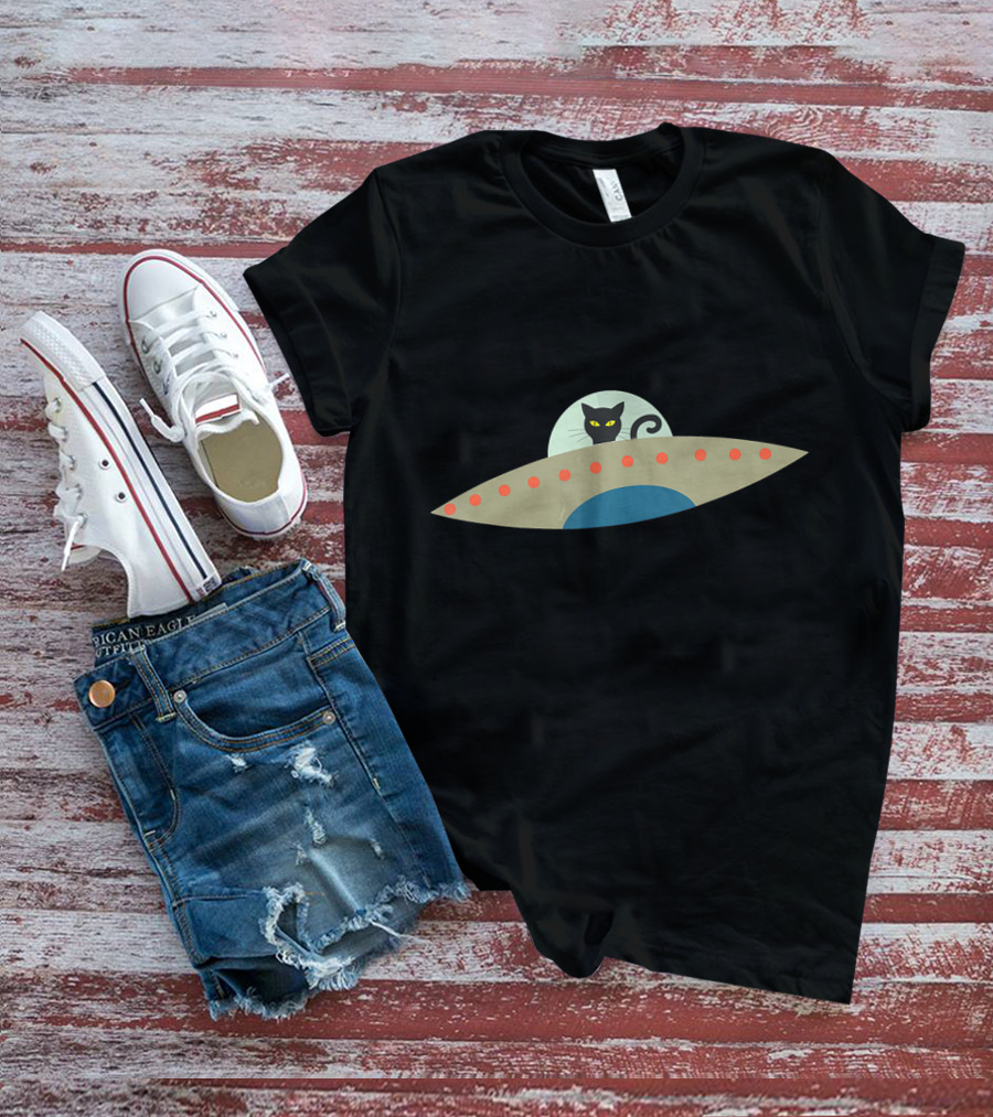Alien Cat UFO Spaceship Black Cat T-Shirt