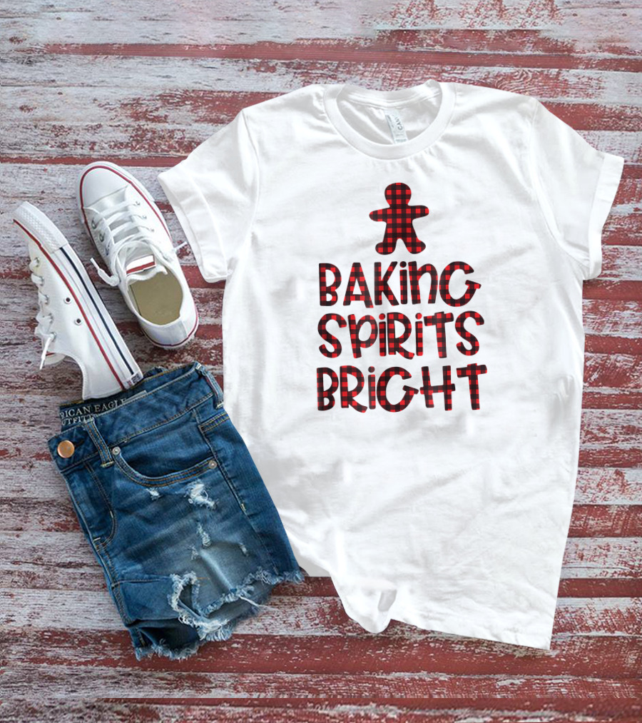 Baking Spirits Bright Buffalo Plaid Gingerbread Holiday T-Shirt
