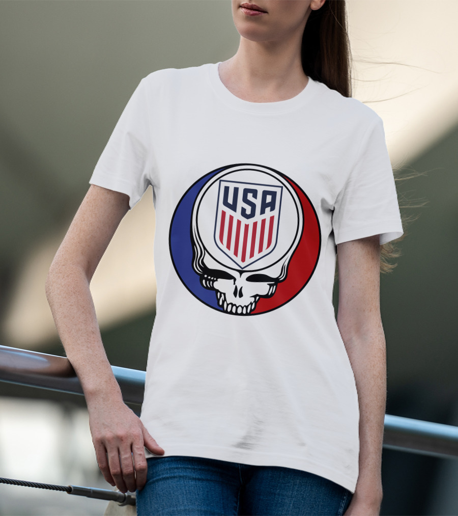 USA Soccer Grateful Dead Skull Logo Red Blue Badge T-Shirt