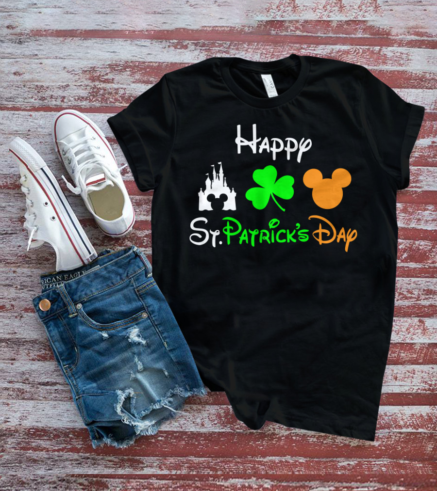 Happy St. Patrick's Day Castle Clover Mouse T-Shirt