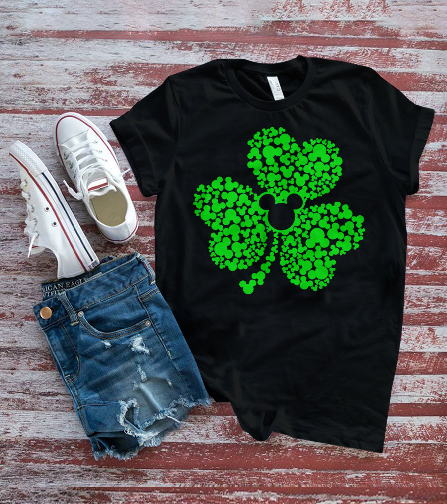 SHAMROCK Mouse Icon Themed St. Patrick's Day Green Flowers T-Shirt