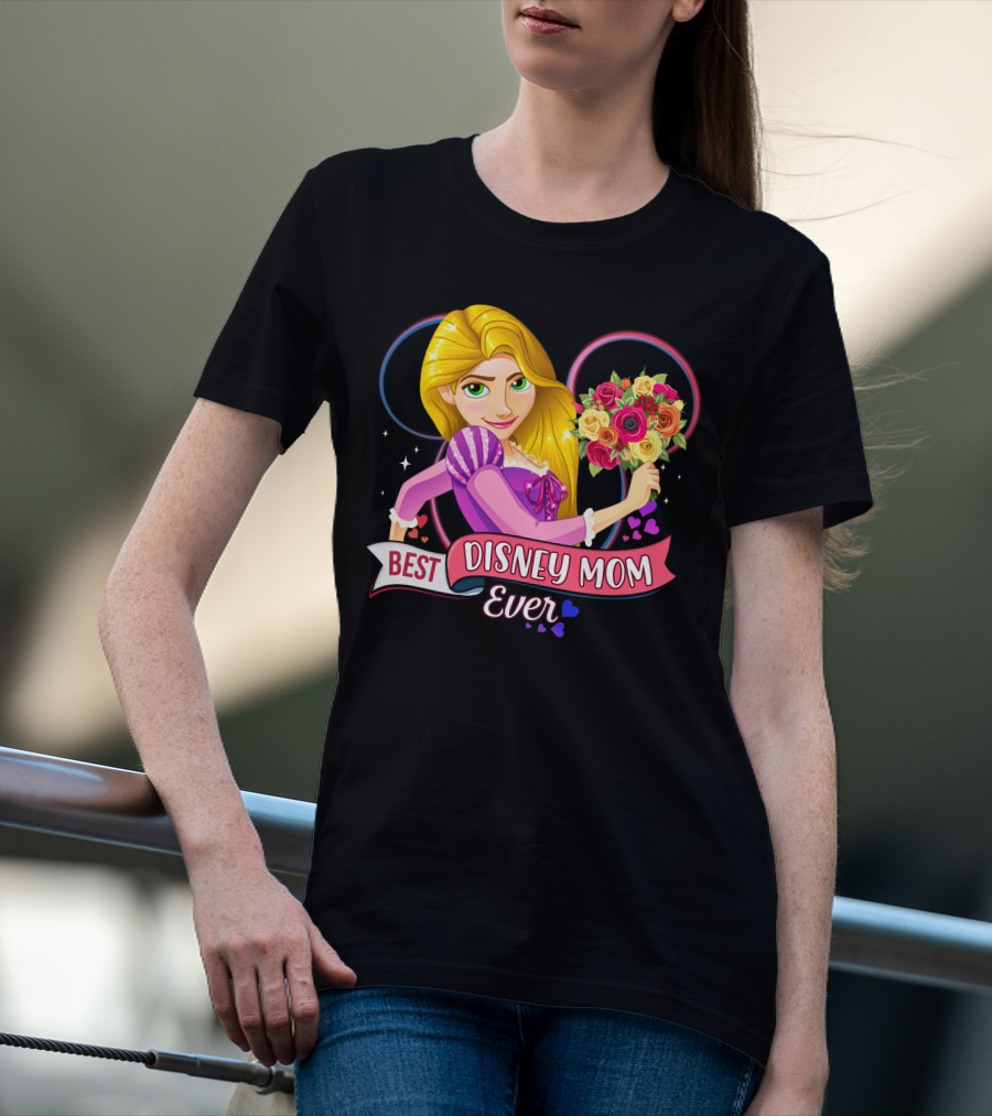 Best Disney Mom Ever Disney Rapunzel Holding Bouquet T-Shirt
