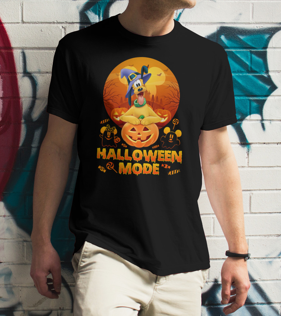 Pluto Halloween Mode With Witch Hat And Pumpkin Decorations T-Shirt