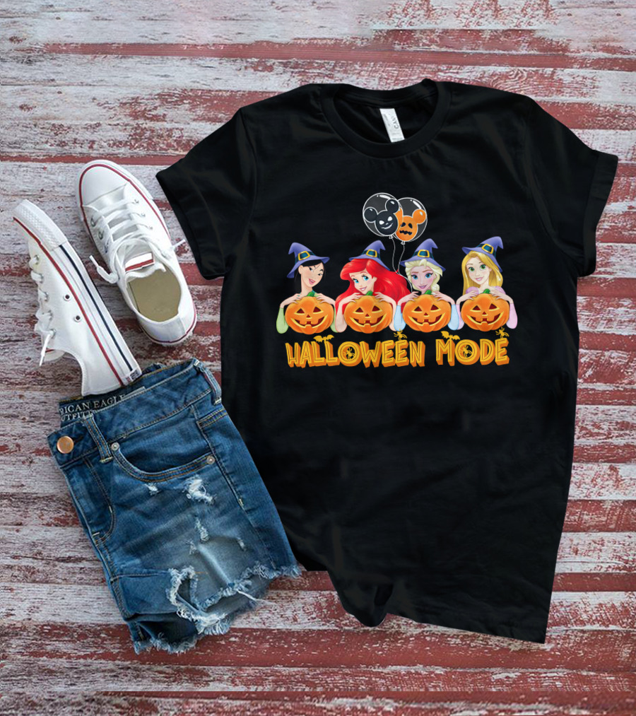Halloween Mode Princess Characters With Pumpkins And Mickey Balloons T-Shirt