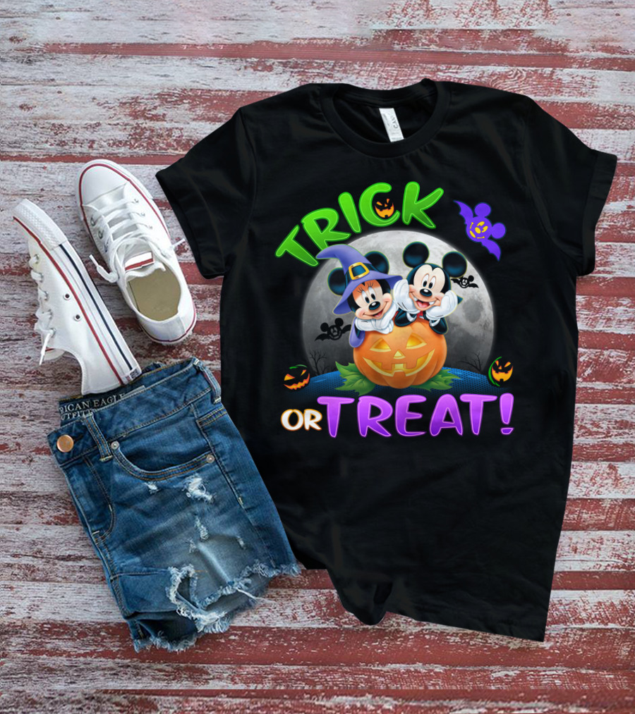 Trick Or Treat Mickey And Minnie Halloween Pumpkin Moon Bat T-Shirt