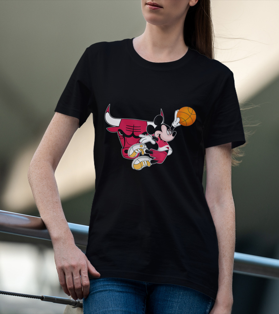 Mickey Chicago Bulls Basketball T-Shirt