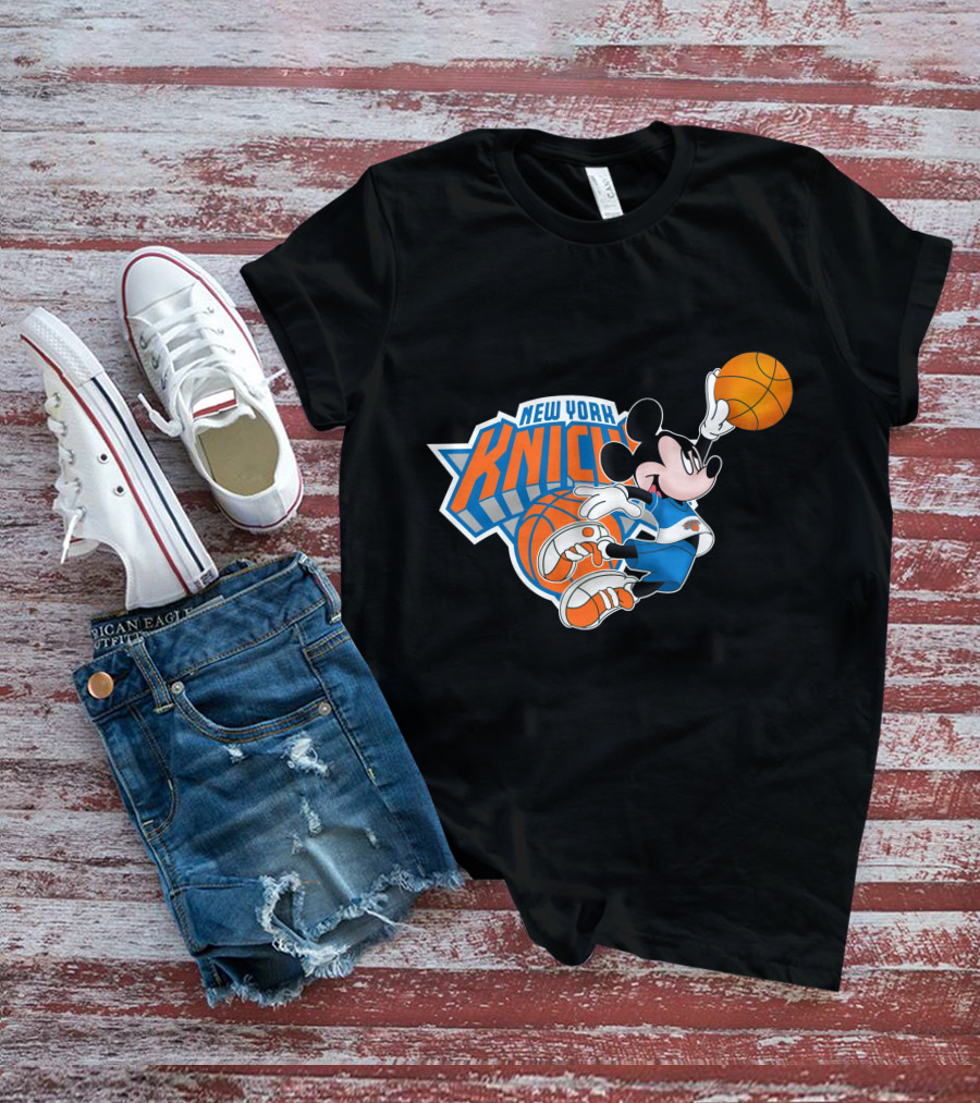 New York Knicks Mickey Basketball T-Shirt