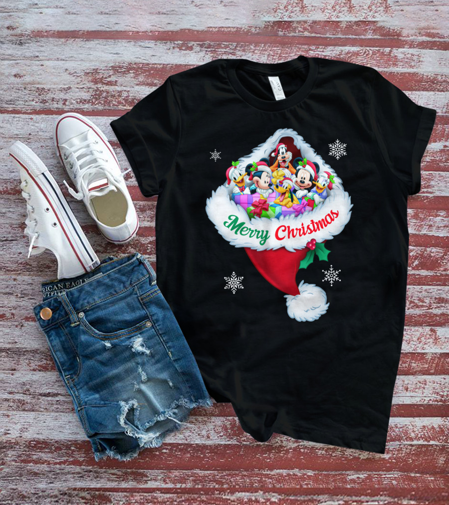 Mickey & Friends Merry Christmas Santa Hat T-Shirt