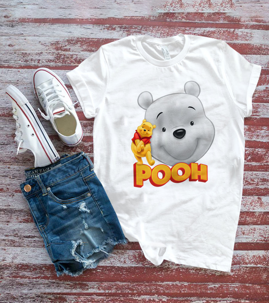 Winnie The Pooh Bear Cute And Cuddly Icon T-Shirt