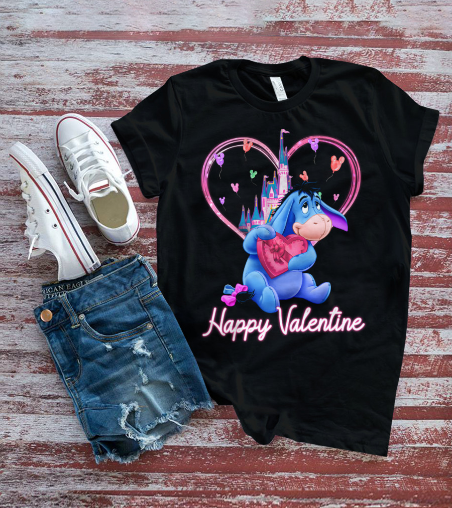 Eeyore Happy Valentine With Heart And Castle T-Shirt