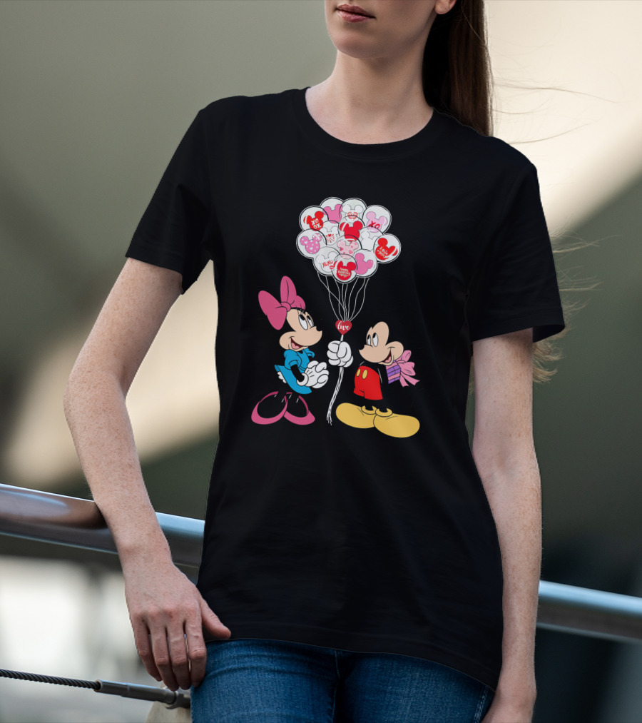 Mickey & Minnie Love Balloons Xo Kiss Me T-Shirt