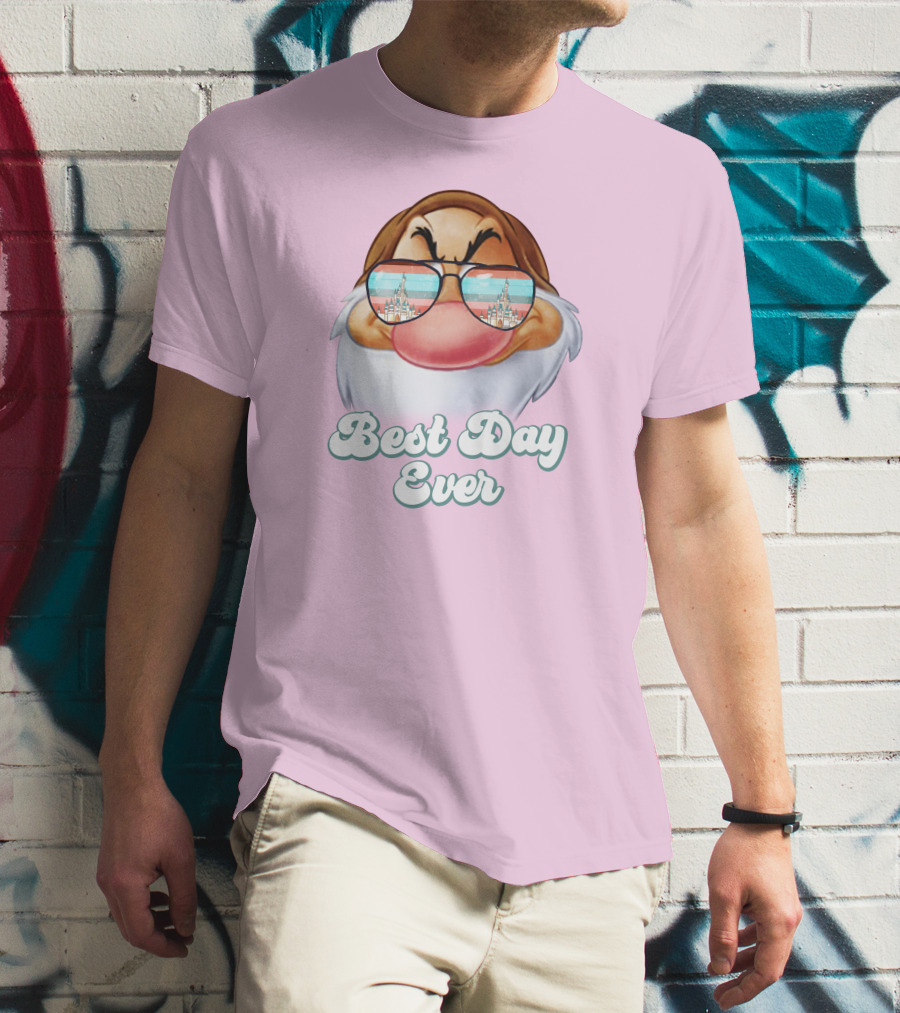 Best Day Ever Grumpy Dwarf Sunglasses Castle Scene T-Shirt