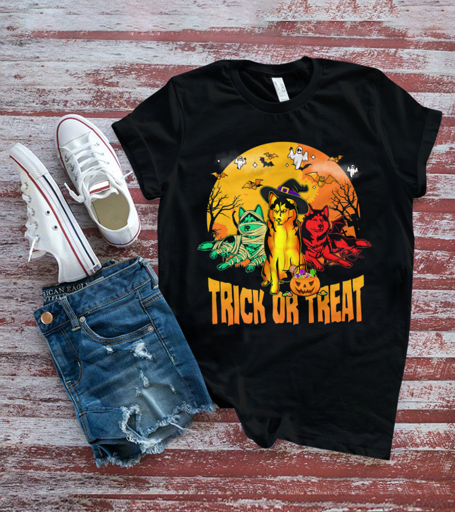 Trick Or Treat Siberian Husky Halloween Ghosts Pumpkins And Bats T-Shirt