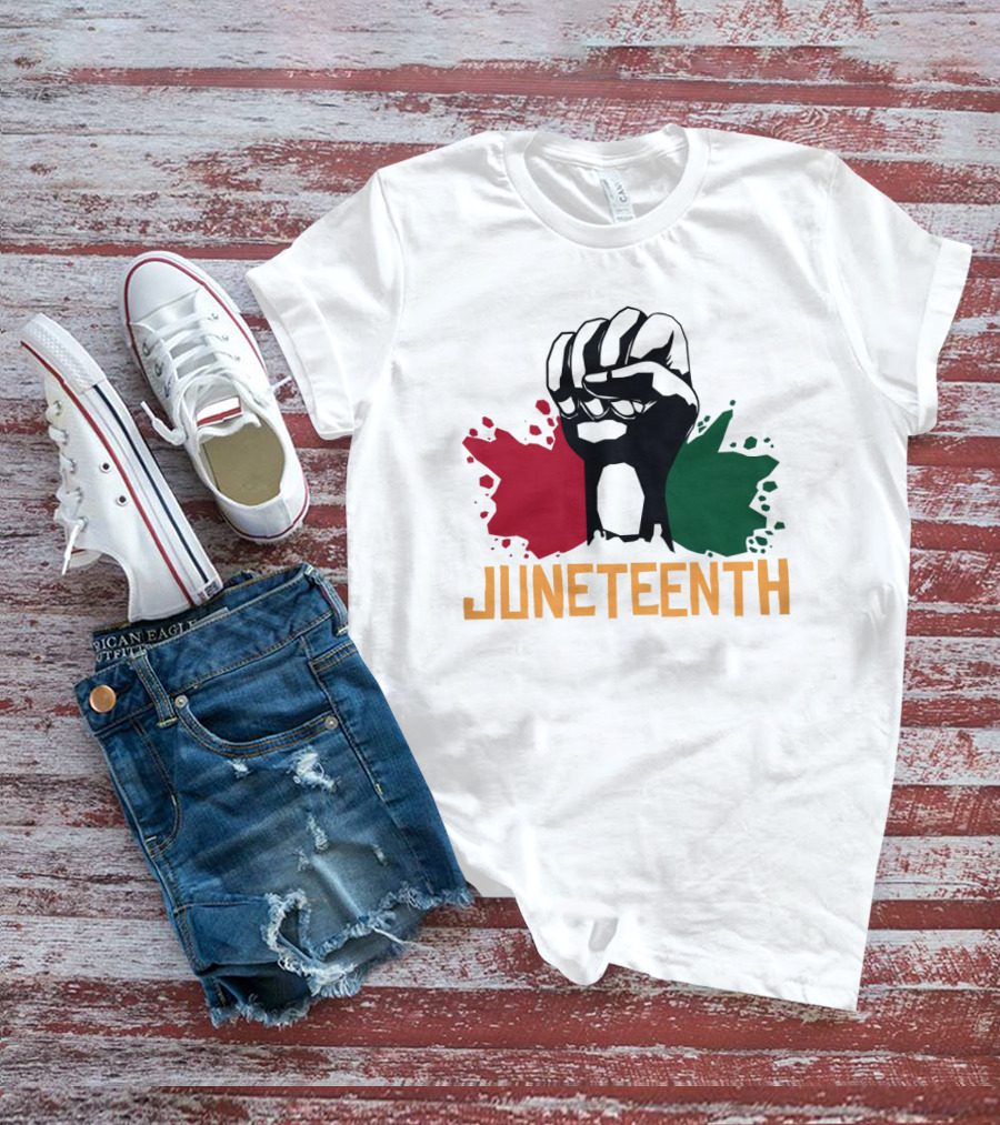JUNETEENTH Raised Fist With Red Black Green Paint Splashes T-Shirt