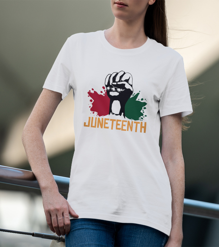JUNETEENTH Raised Fist With Red Black Green Paint Splashes T-Shirt