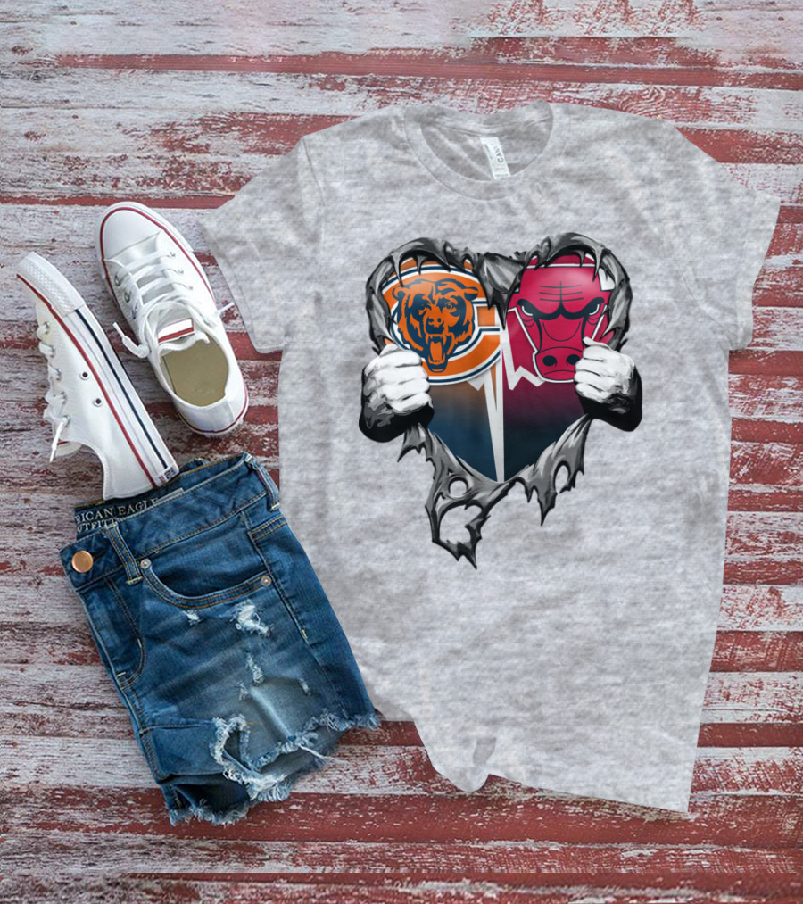 Chicago Bears And Bulls Heart Tear T-Shirt