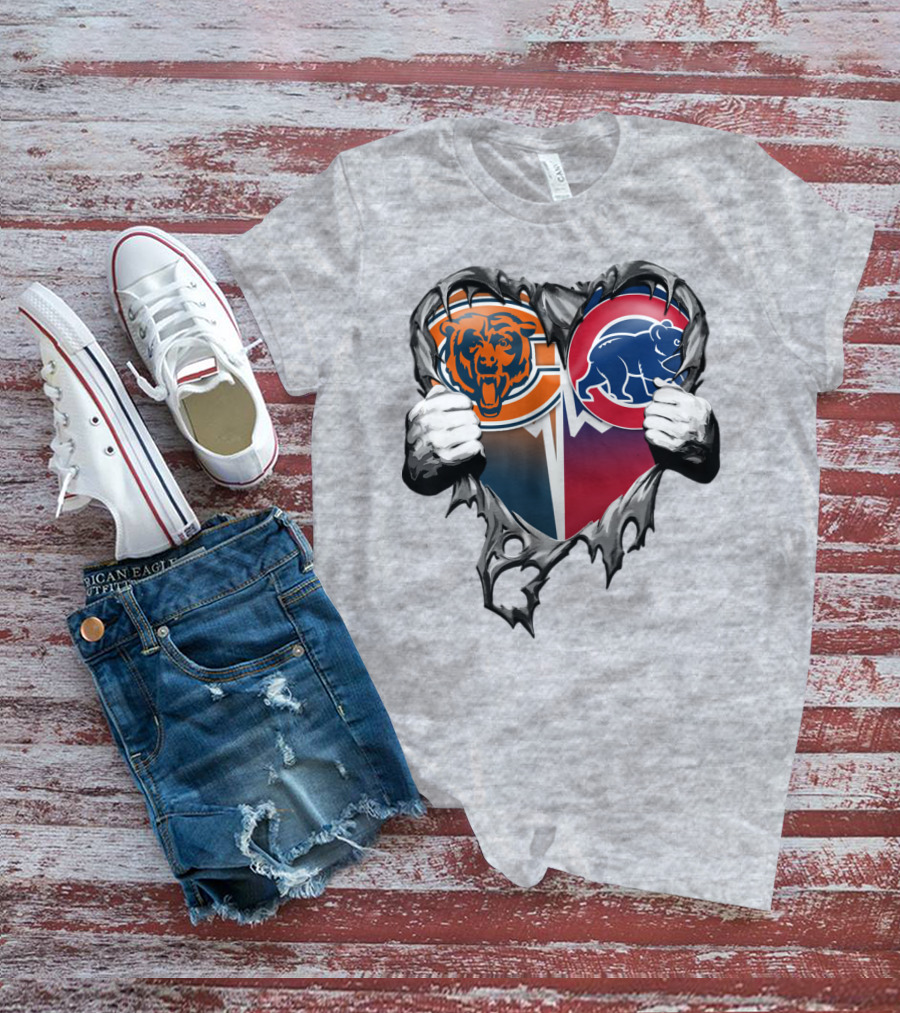 Xatt008 Chicago Bears And Cubs Heart T-Shirt