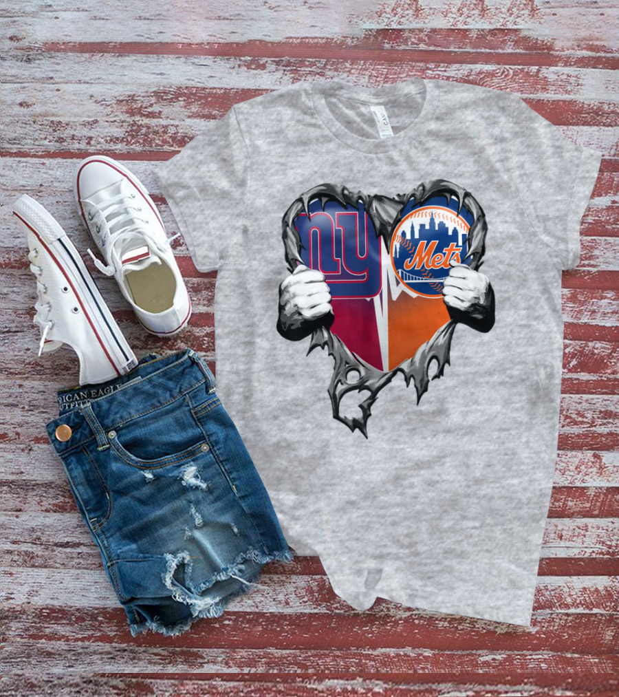New York Giants Mets Heart Rip T-Shirt