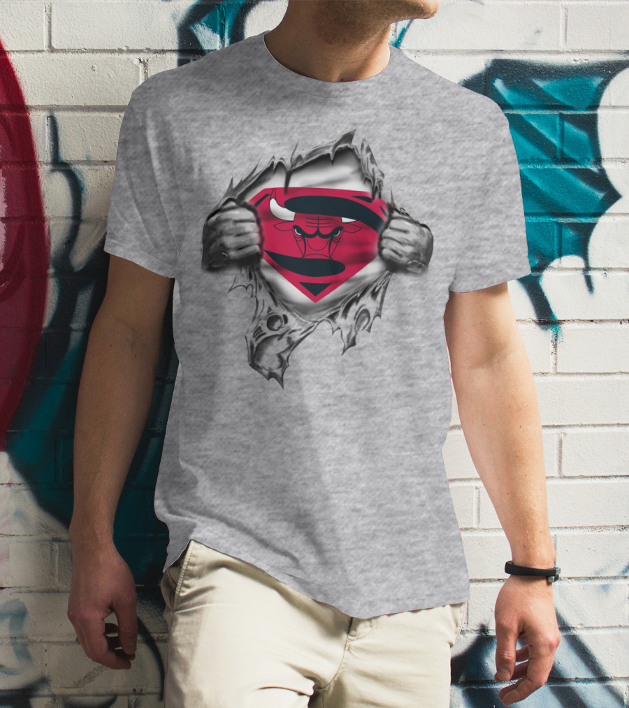 Superman Chicago Bulls Logo Mashup On Ripped Gray T-Shirt