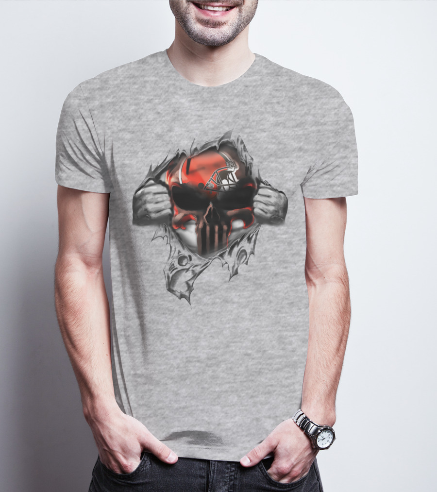 Cleveland Browns Punisher Skull Ripped T-Shirt