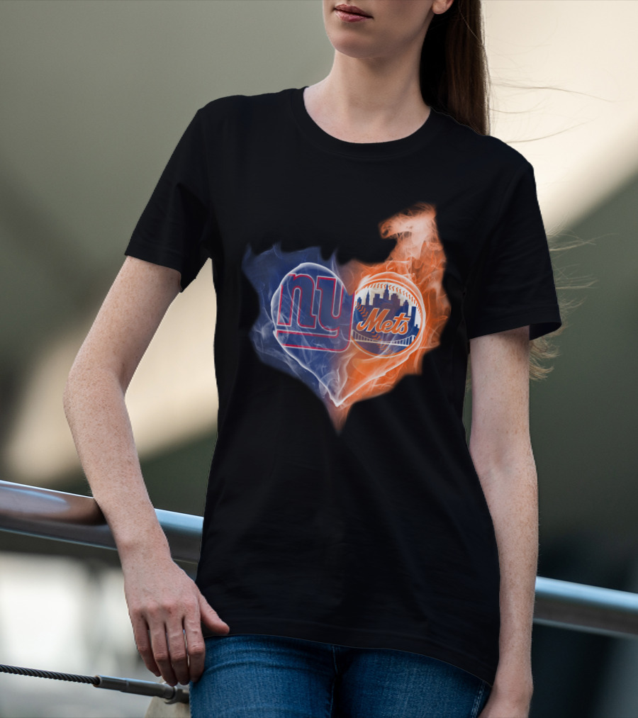 Ny Giants And Mets Heart Shape Smoke Effect T-Shirt