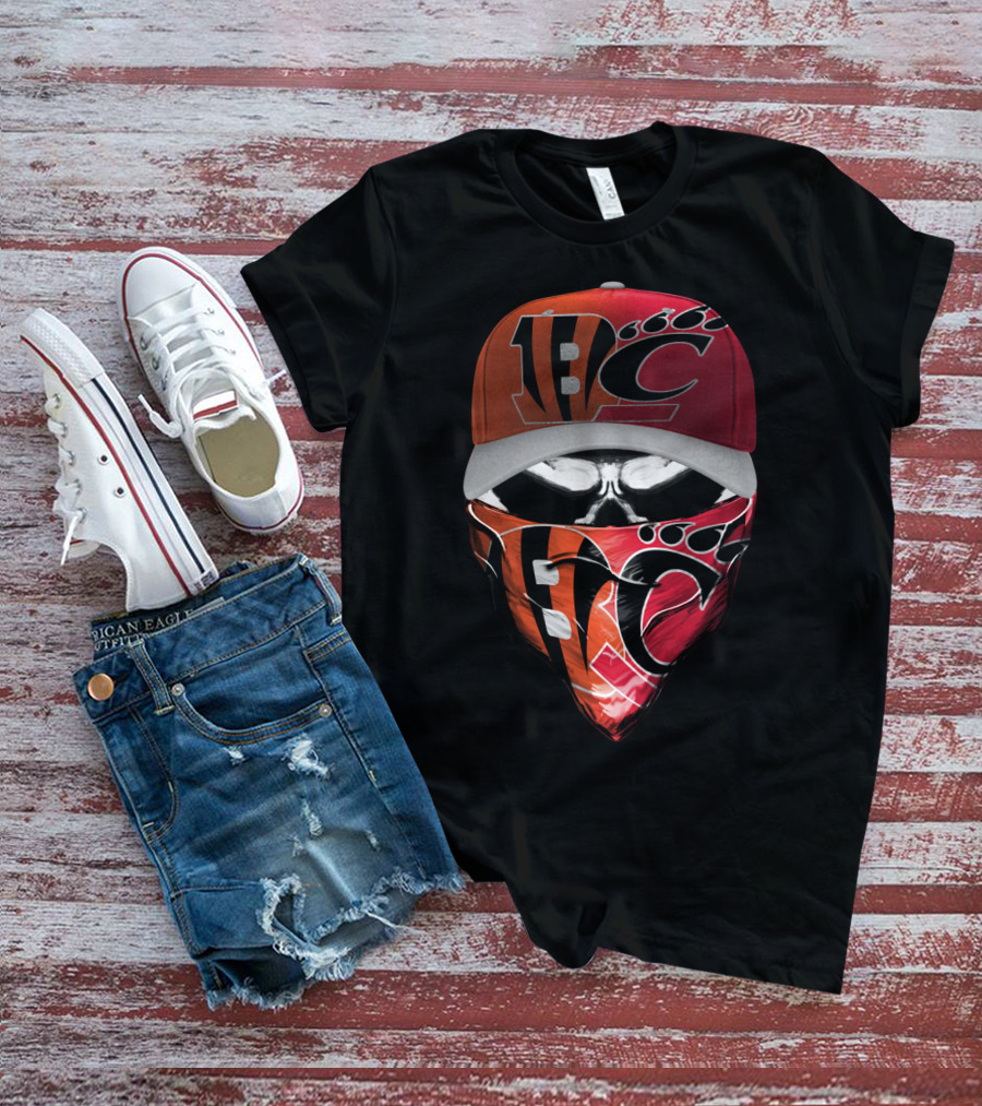 Bengals Skull Mask And Cap T-Shirt