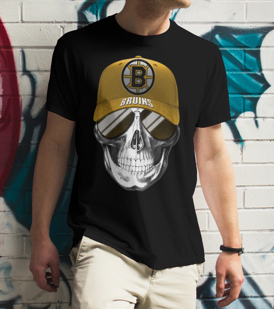 Boston Bruins Skull Cap With Hockey T-Shirt