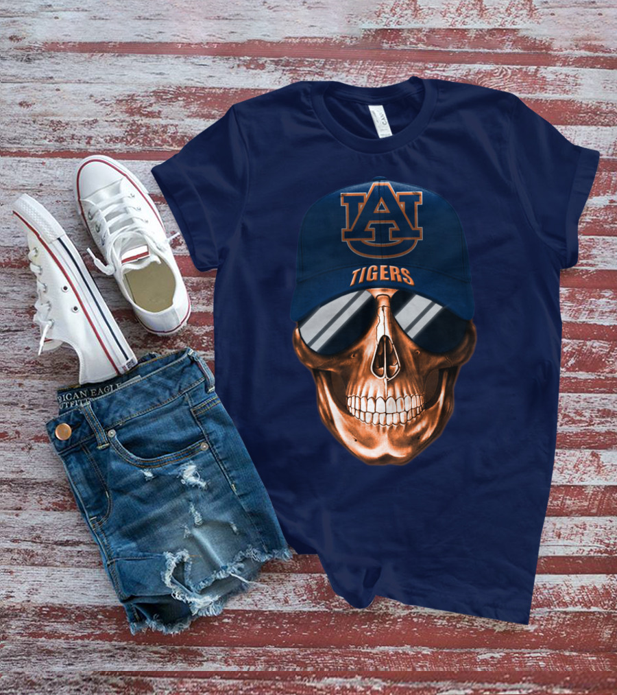 Auburn Tigers Skull With Au Logo Hat And Sunglasses T-Shirt