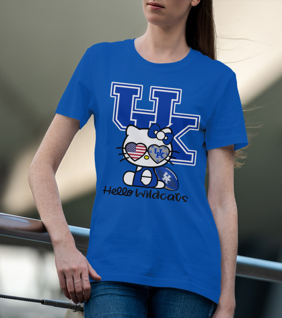 Hello Wildcats Uk Logo Hello Kitty With American Heart And Football T-Shirt