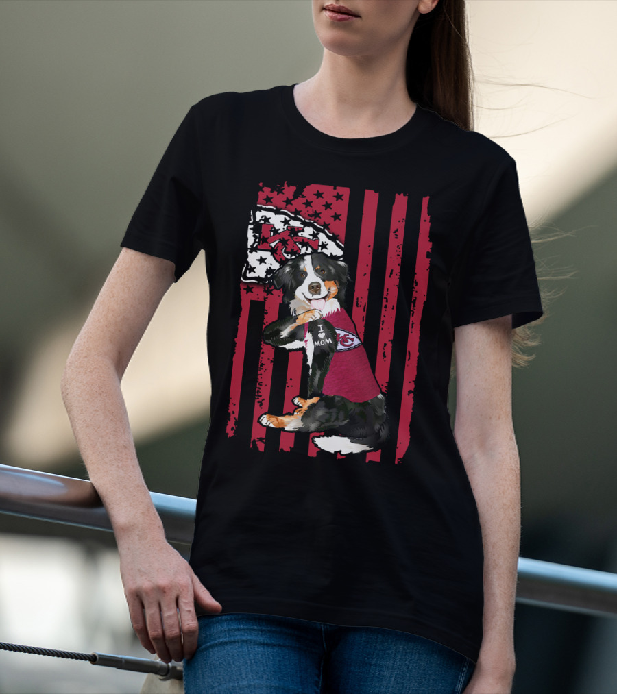 Border Collie I Mom Kansas City Chiefs Fan Flag T-Shirt