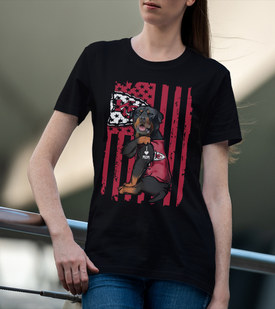 Rottweiler I Love Mom Kansas City Chiefs Flag T-Shirt