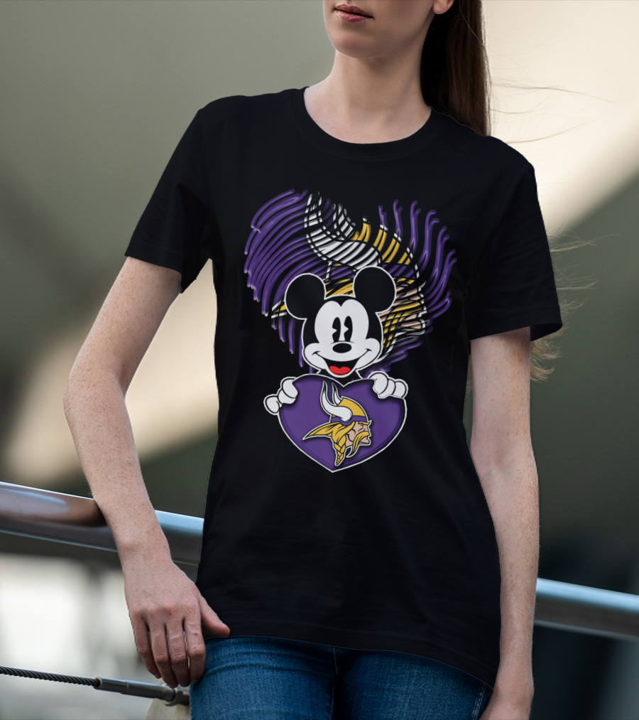 Minnesota Vikings Mickey Heart T-Shirt