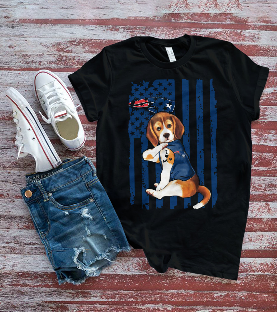 Patriotic Beagle Wearing New England Patriots Jersey I Love Mom T-Shirt
