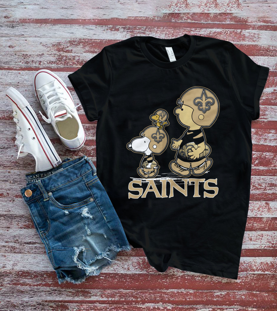Snpfootball New Orleans Saints Peanuts Snoopy Woodstock Football Helmets T-Shirt