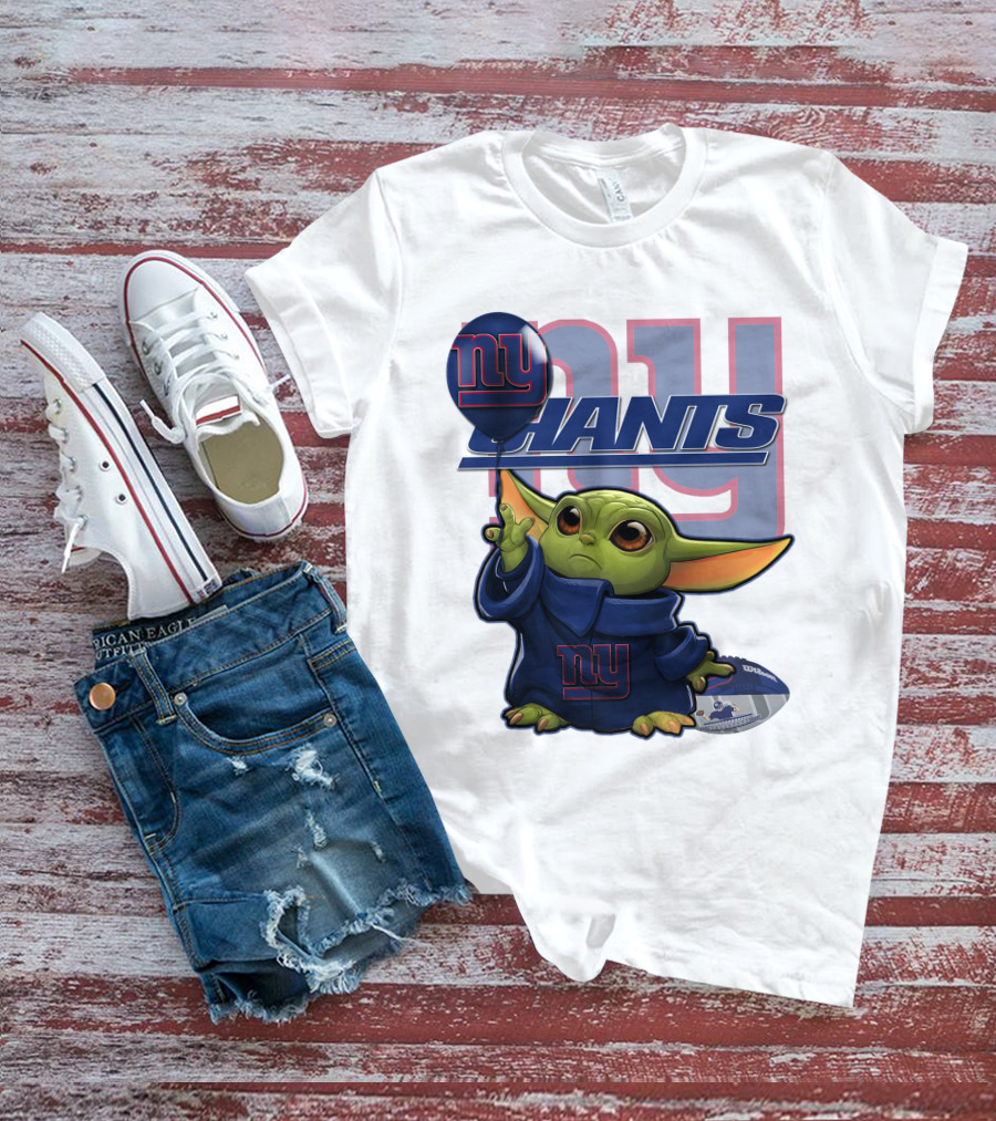 Yoda Giants Football Balloon Power Play T-Shirt
