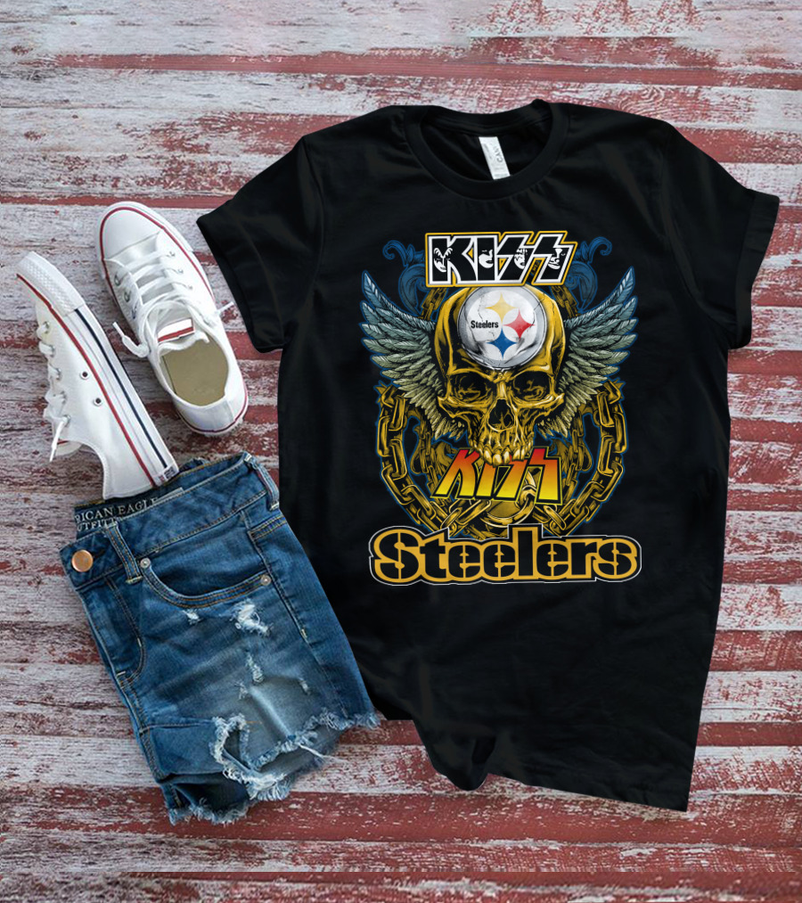Kiss Steelers Skull Winged Helmet Chain Motif T-Shirt