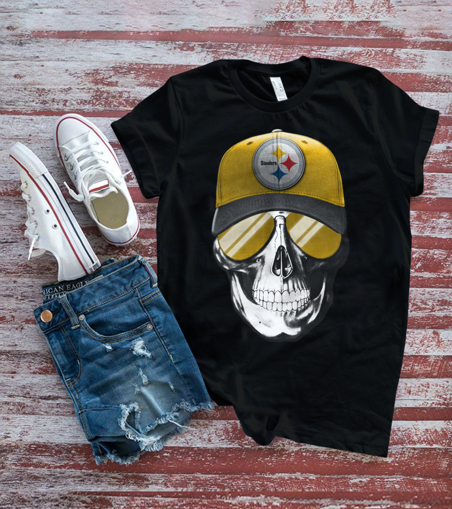 Skull V7 Pittsburgh Steelers Yellow Cap And Sunglasses T-Shirt